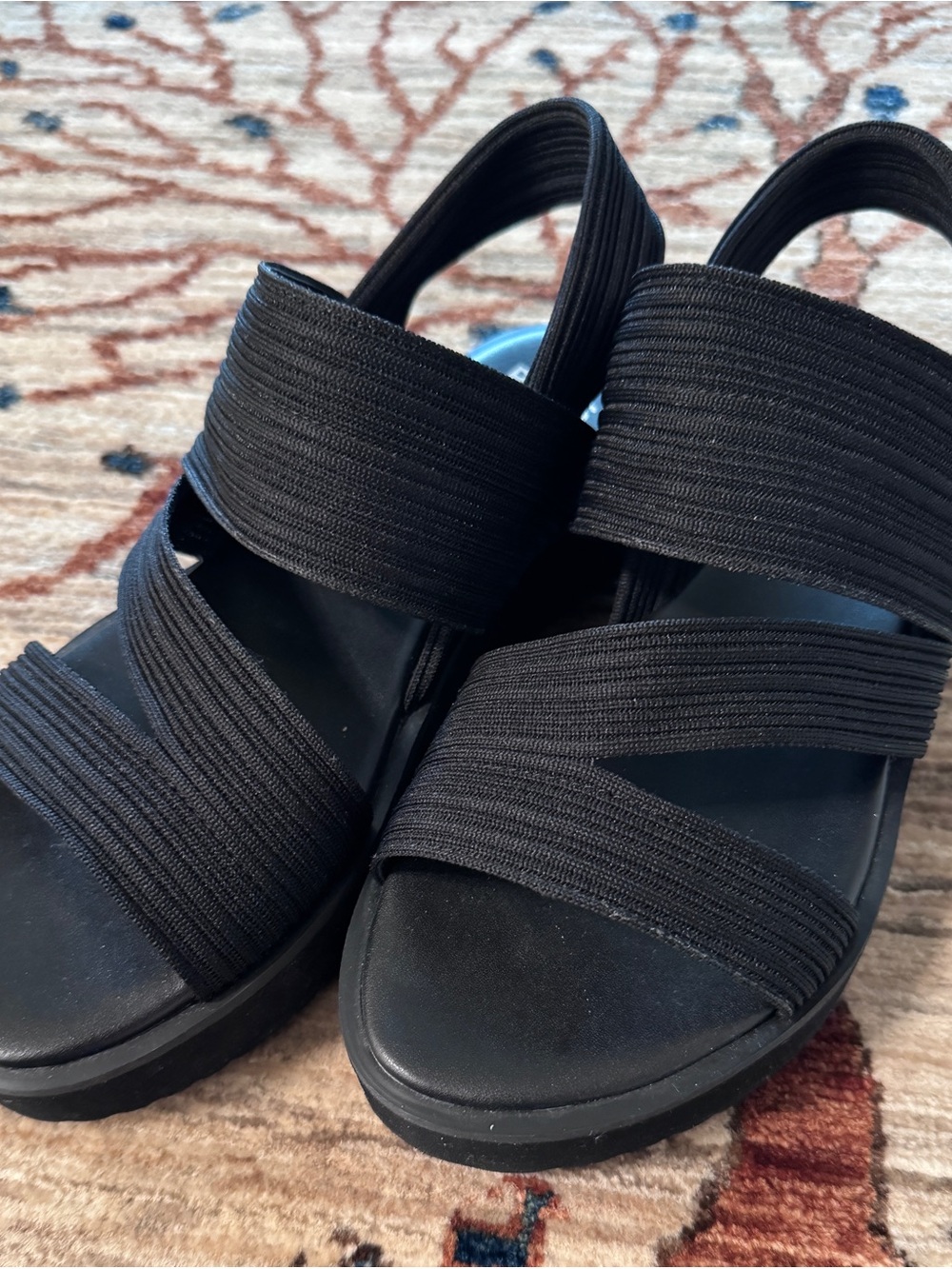 Women’s Black Elastic Cross-Band Platform Sandals